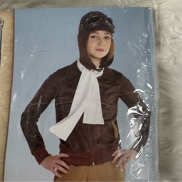 Amelia Earhart costume NEW child M 8-10 Halloween jacket pants hat goggles scarf - Picture 5 of 11